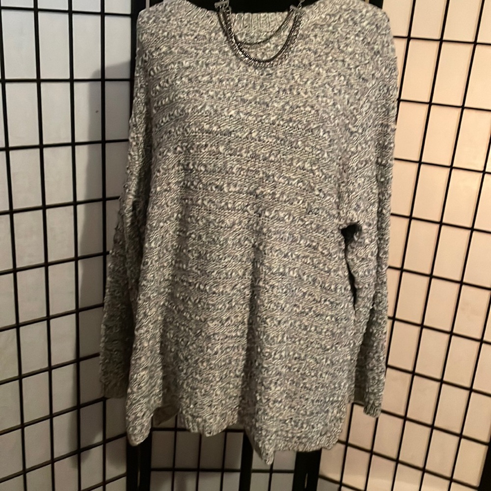 2X Sweater